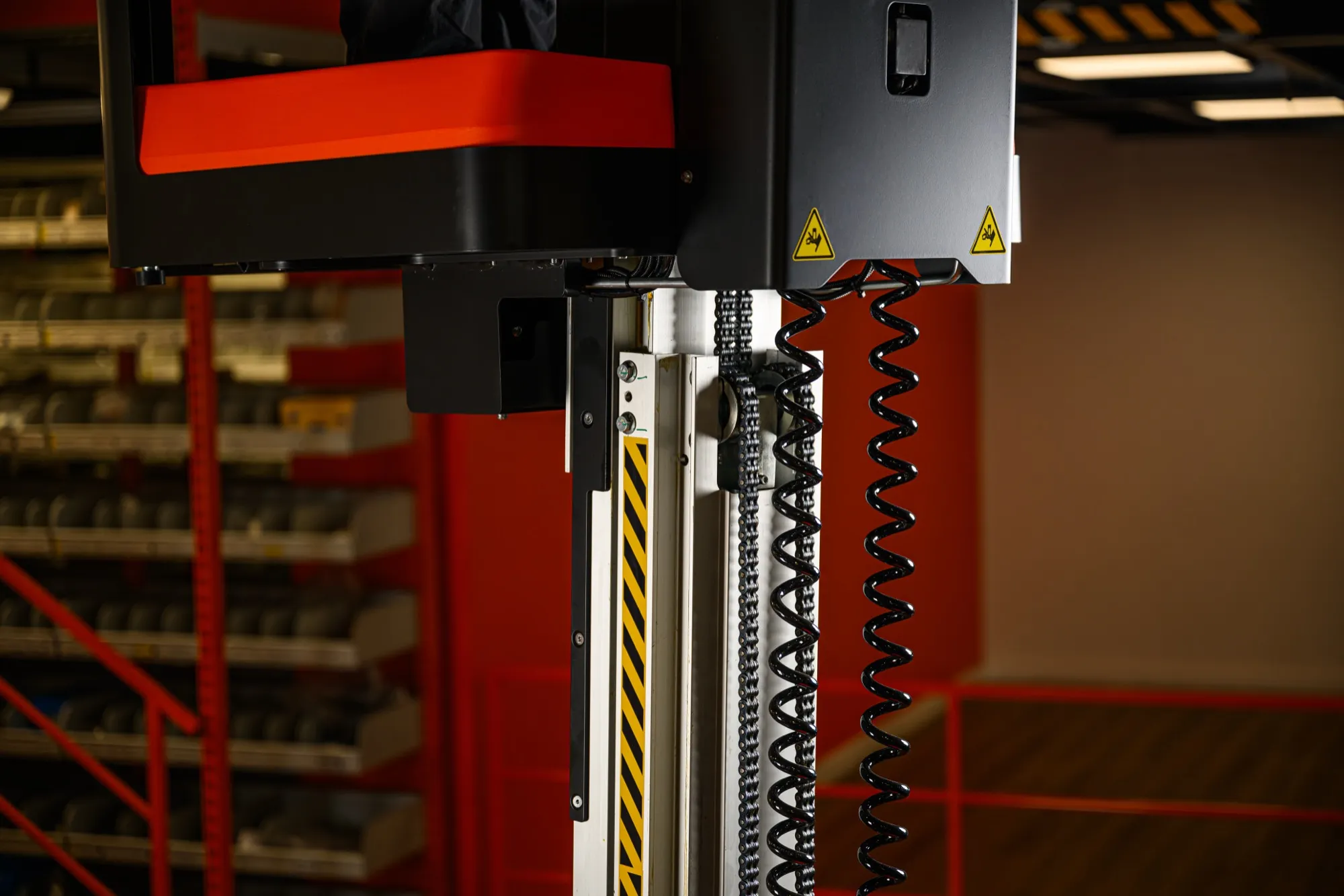 Piattaforma mobile picking OrangeLift OPH01E, vista d'insieme