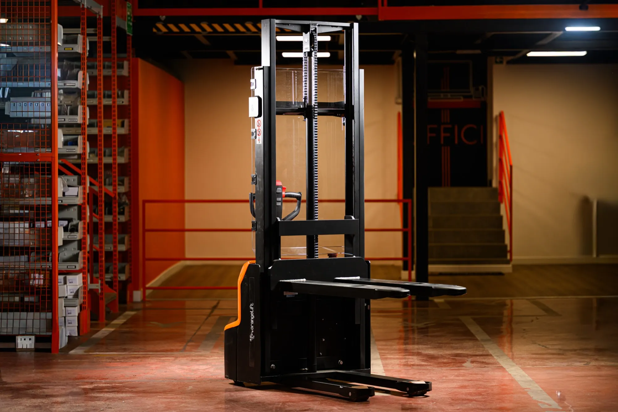 Stoccatore elettrico OrangeLift, montante fino a 3600 mm